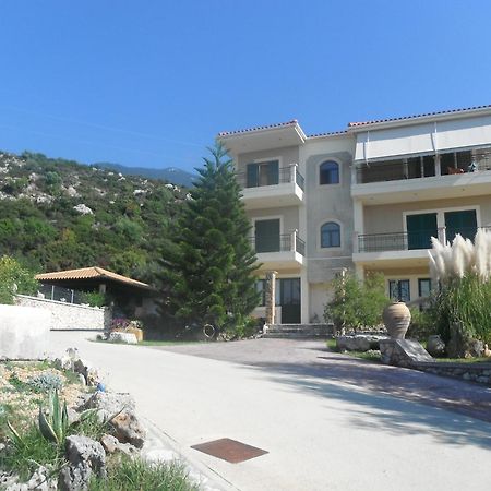 Evianna Studios Mousata Exterior foto